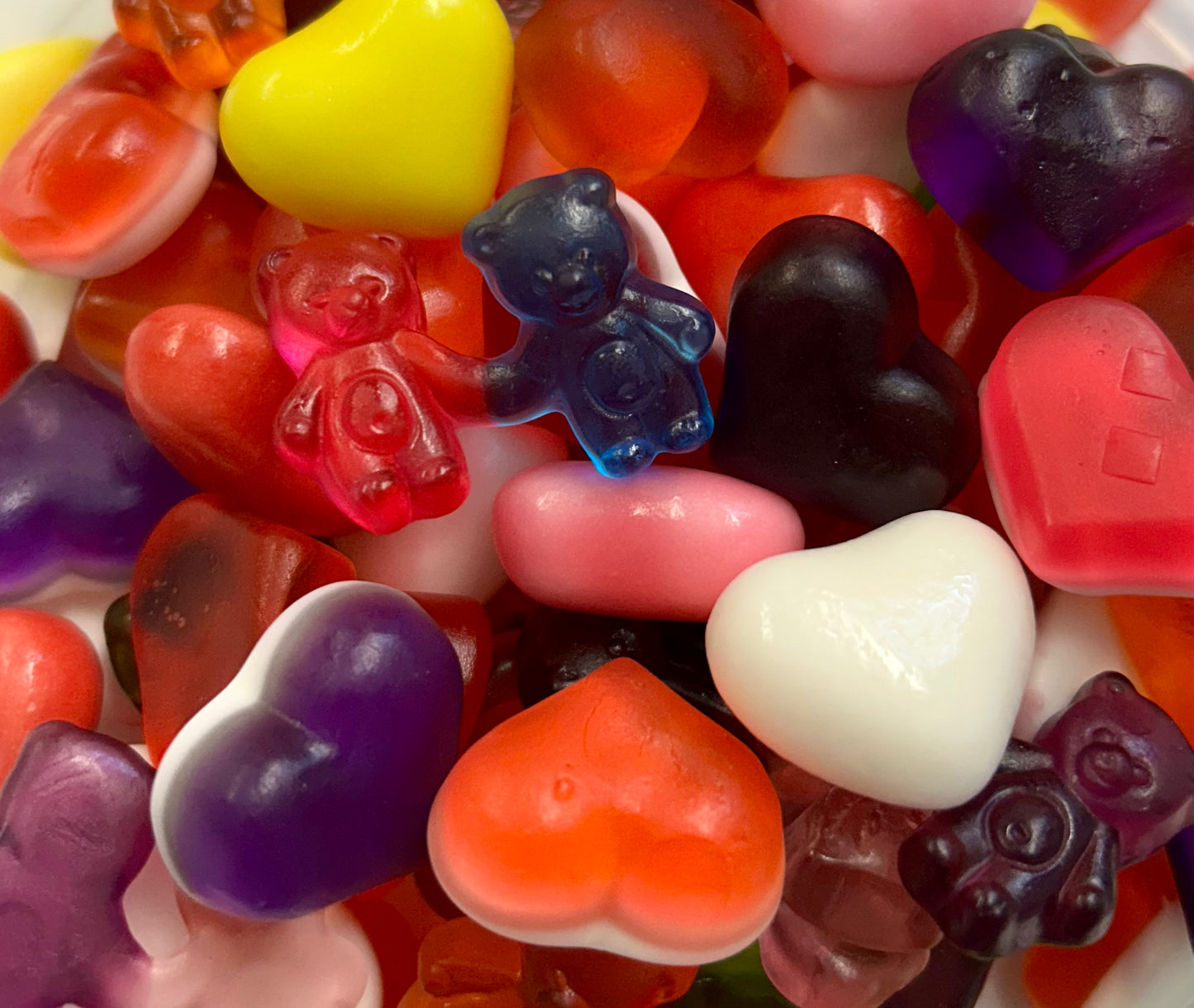 100g Love Edition
